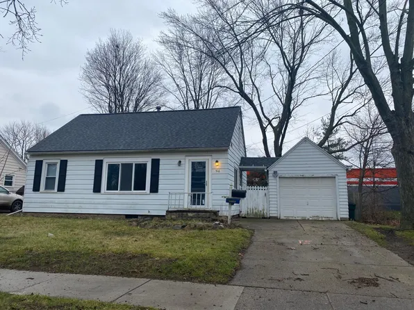516 Robert St, Lansing, MI 48910