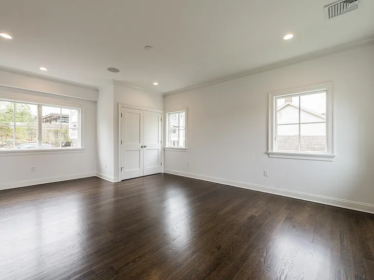 8 Westview Pl — Photo 19