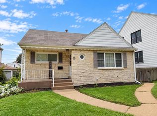 3026 S 41st St, Milwaukee, WI 53215