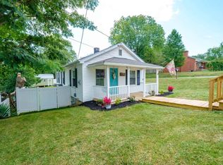 165 S Waverley St, Staunton, VA 24401