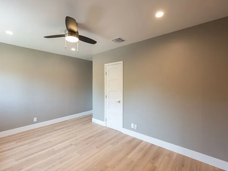 14857 Hartsook St #6 — Photo 34
