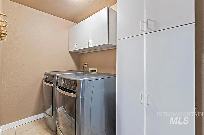 2901 W Teton St — Photo 1