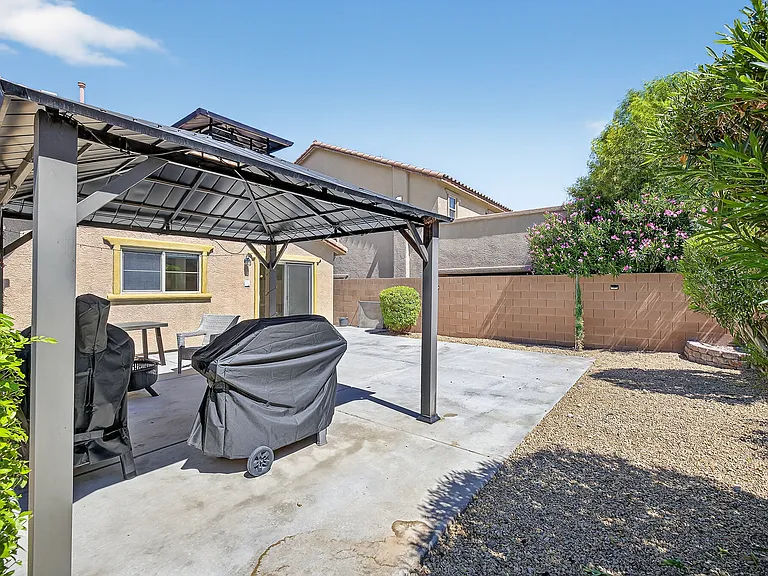 10847 Iona Island Ave — Photo 40