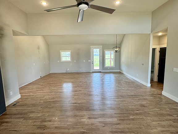 4th image of 4398 Woodrow Wilson Rd