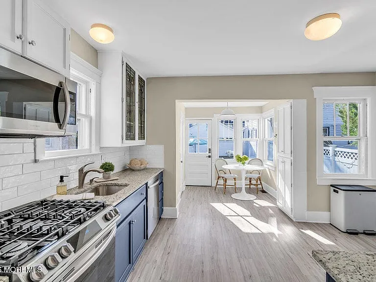 435 Norwood Ave — Photo 17
