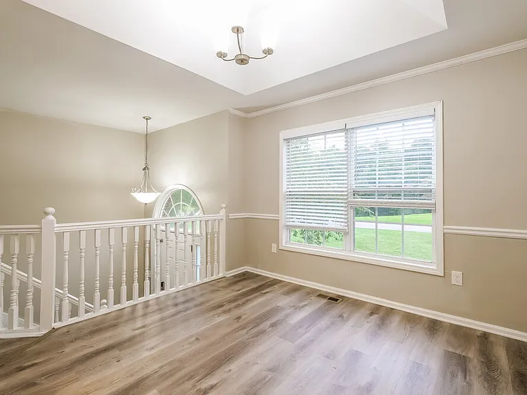 9695 Poole Rd — Photo 7
