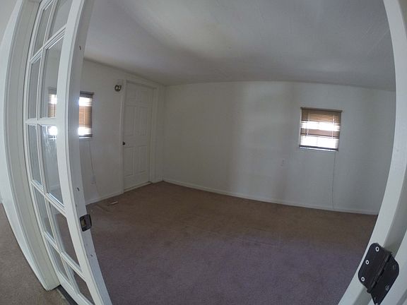 3rd image of 3804 Sunrise Ave
