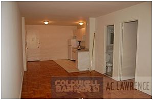 2nd image of 255 W 14th St APT 2J