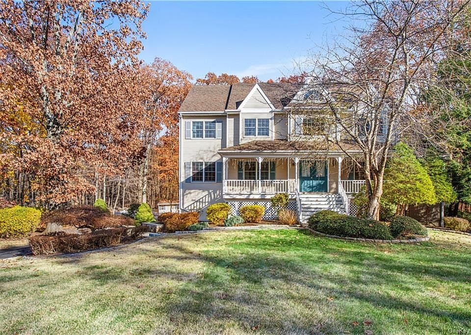 1st image of 10 Mill Ct