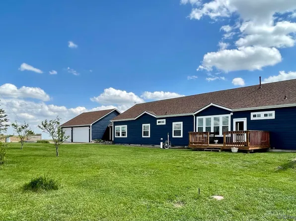 1221 Otto Rd, Cheyenne, WY 82007