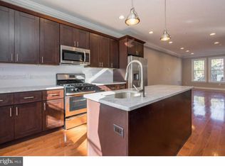 524 Mercy St, Philadelphia, PA 19148