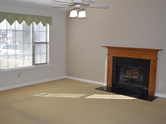 4th image of 3209 Forest Hill Ct