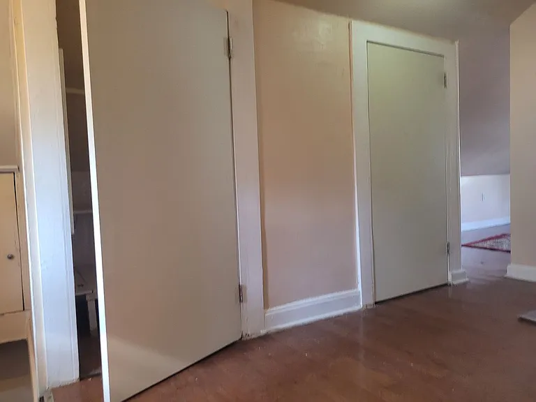 24 Valley St — Photo 14