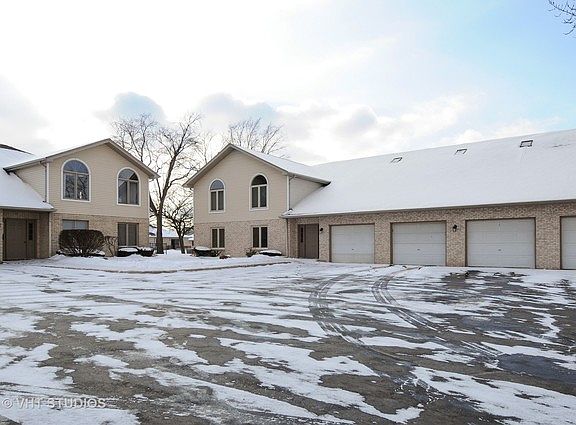2nd image of 2652 Crescenzo Dr #2