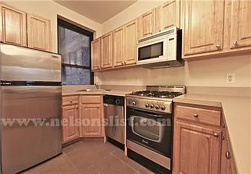 Rented by R New York