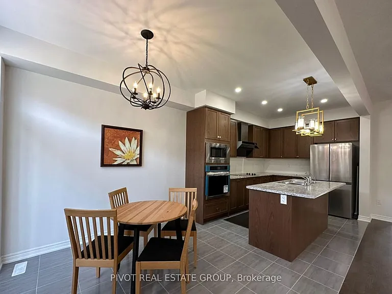 16 Littlewood Dr — Photo 11