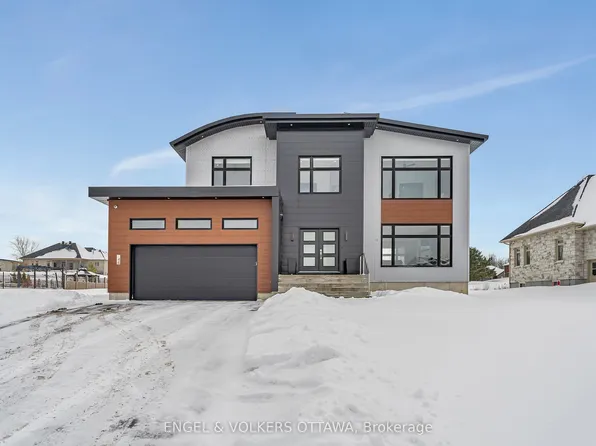 46 Forest Hill Rd, South Stormont, ON K0C 1P0