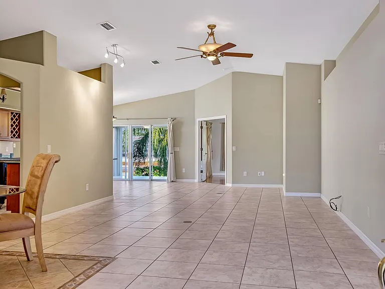 70 Cochise Ct — Photo 2
