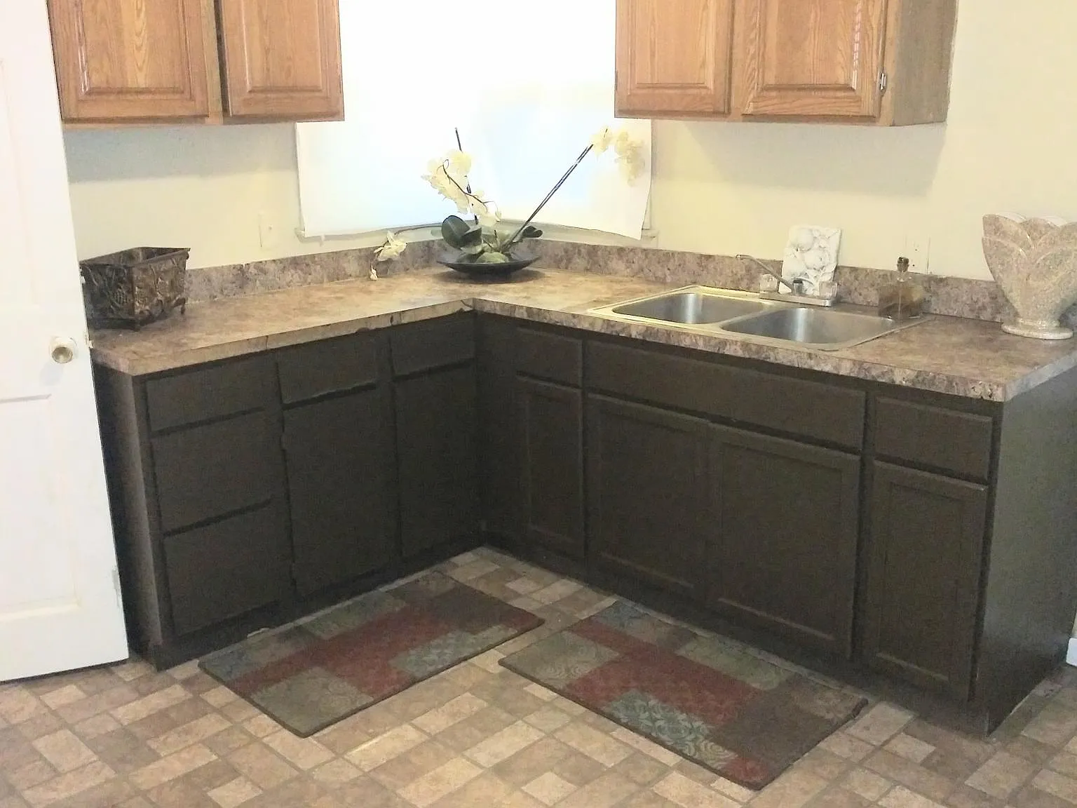 3 bed, 1000 sqft, $1,200 — Photo 2