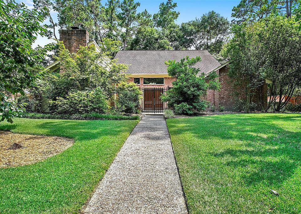 1st image of 11915 Knobcrest Dr