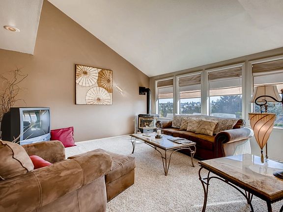 4th image of 3802 Nassau Ave NE