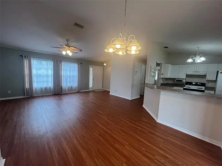 3228 Lucaya Ave — Photo 5