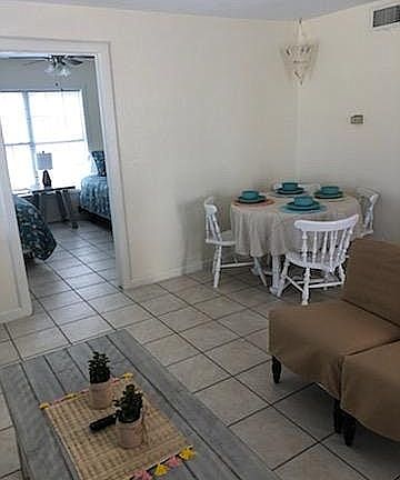 3rd image of 105 E Aries Dr