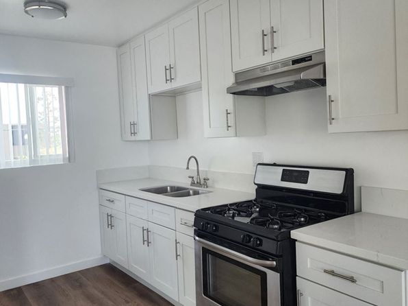 24319 Narbonne Ave #K