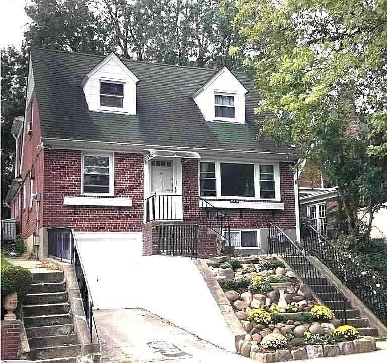 1st image of 154-14 25th Dr