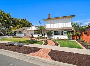 360 Bucknell Rd, Costa Mesa, CA 92626