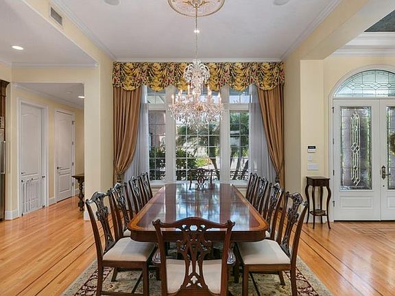 3rd image of 9196 Cypress Cove Dr