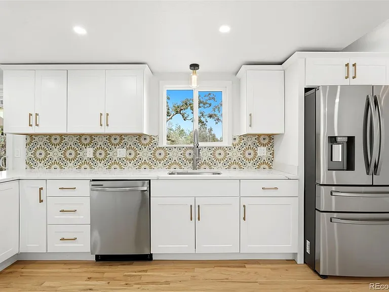 6752 S Dahlia Ct — Photo 12