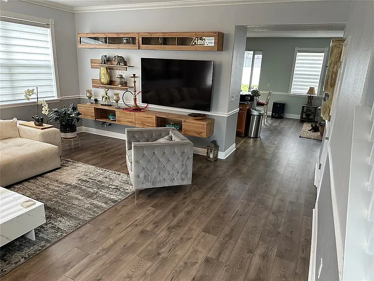 10018 Chorlton Cir — Photo 5
