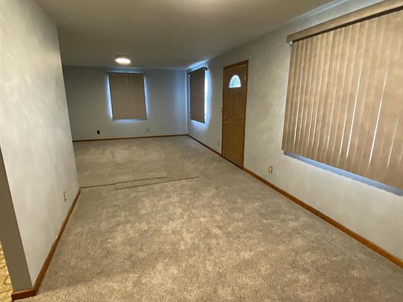 5th image of 11221 Harlan Dr