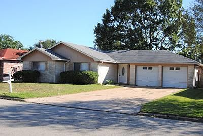 1st image of 2817 Fairfield Ave