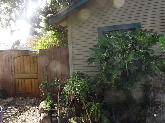 2nd image of 163 Flower St