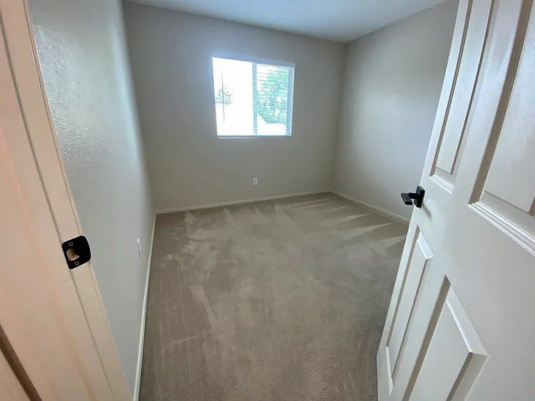 390 Brians Ct — Photo 31