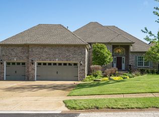 14 Winthrop New Rd, Sugar Grove, IL 60554