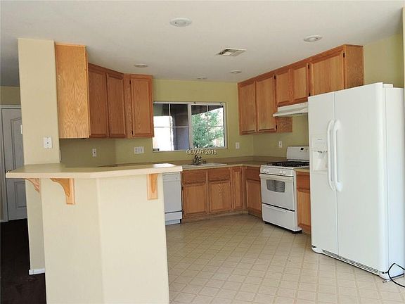5th image of 2421 Cockatiel Dr