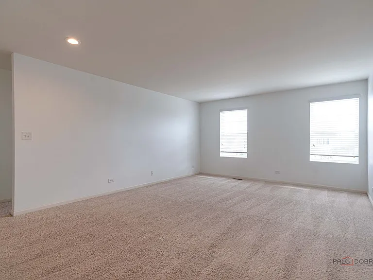 202 Minuet Cir — Photo 34