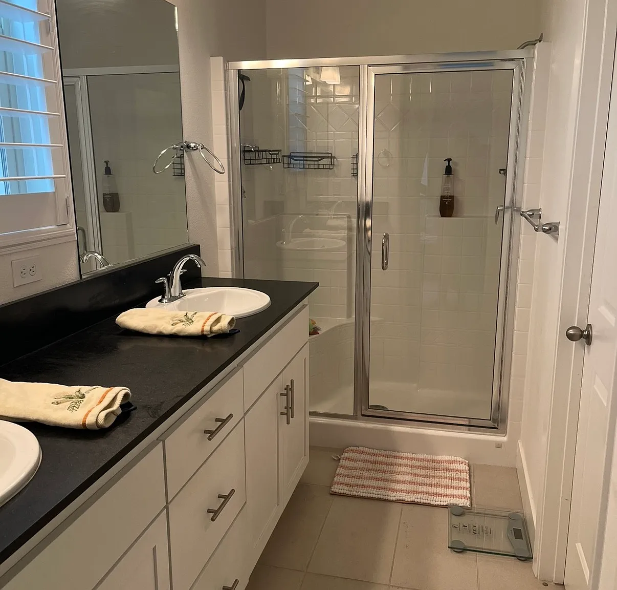 3 bed, 2.5 bath, 1800 sqft, $1,000 — Photo 4