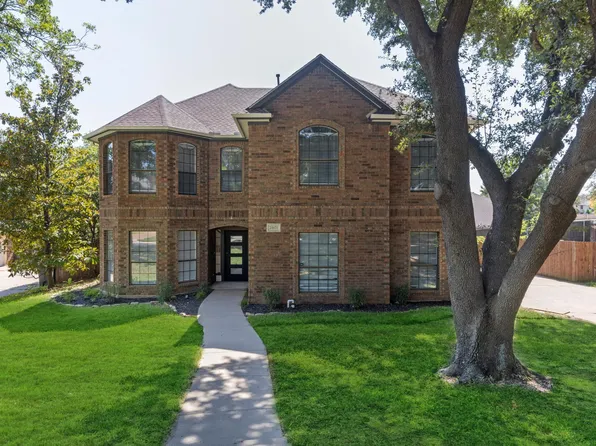 2601 Kimberly Dr, Grapevine, TX 76051
