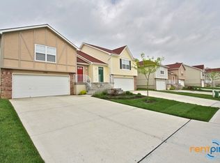 7132 N Wyoming Ave, Kansas City, MO 64118