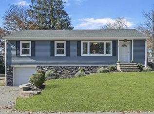 16 Sioux Ave, Rockaway, NJ 07866