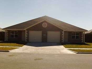 1st image of 1202 Cinch Dr