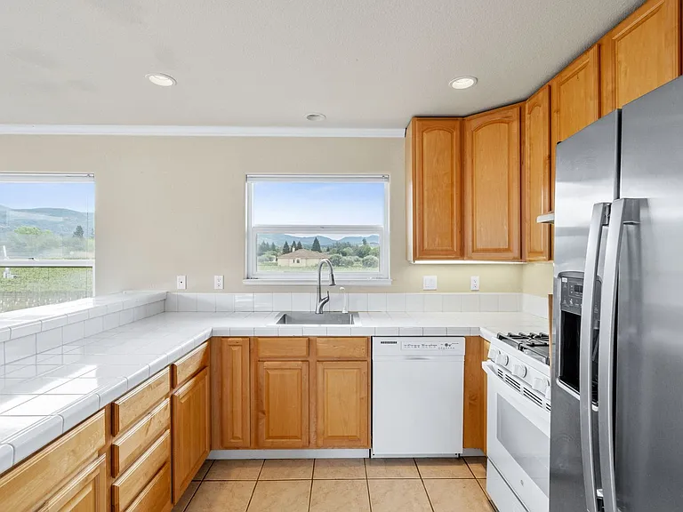 1291 Monticello Rd — Photo 13