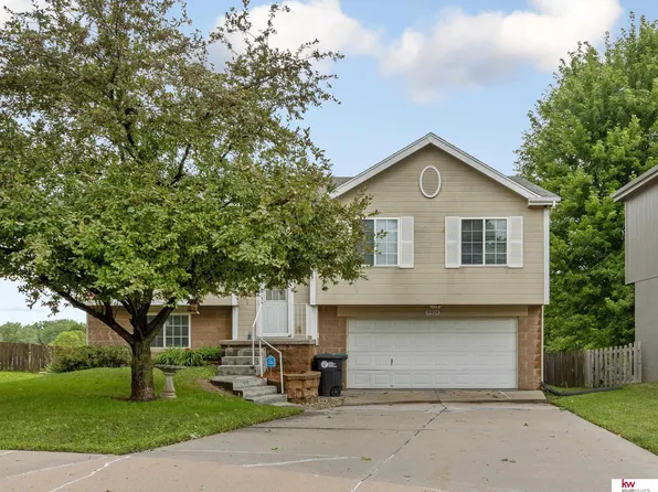 8924 N 78th Avenue Cir, Omaha, NE 68122