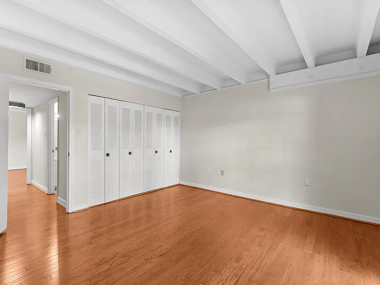 5900 Patterson Ave #1 — Photo 36