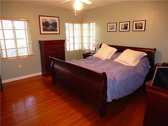 3rd image of 509 Aragon Ave