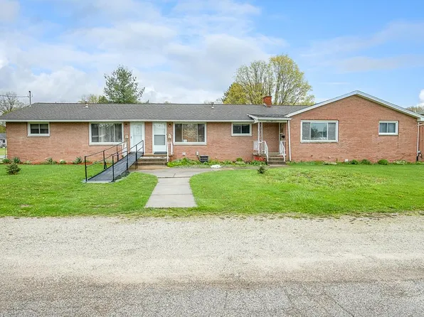 384-386 Apple Ln, Mansfield, OH 44905